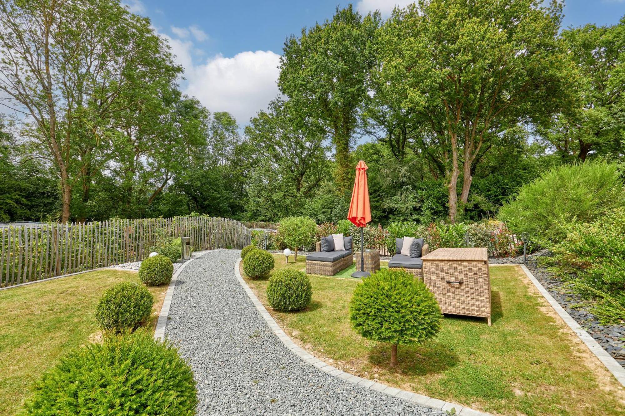Apartamento Domaine Du Gros Chene - Terrasses Avec Jacuzzis Privatifs Ablon Exterior foto