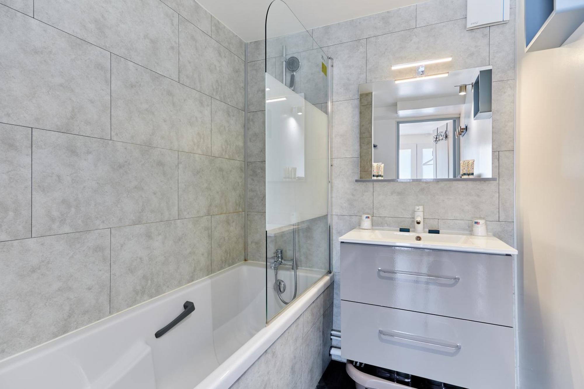 Apartamento Domaine Du Gros Chene - Terrasses Avec Jacuzzis Privatifs Ablon Exterior foto